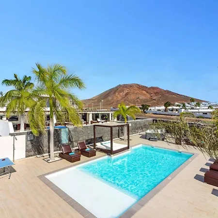 Yanira By * Playa Blanca (Lanzarote)