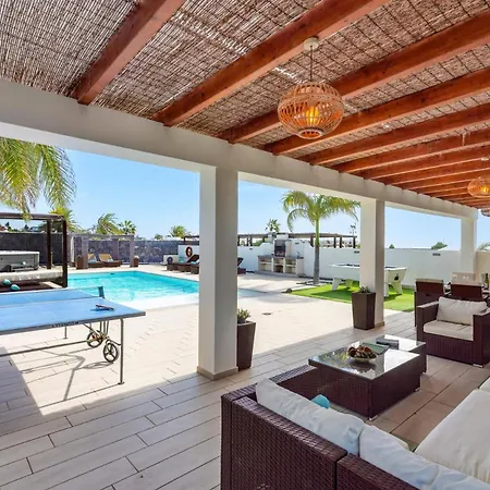 Villa Yanira By
