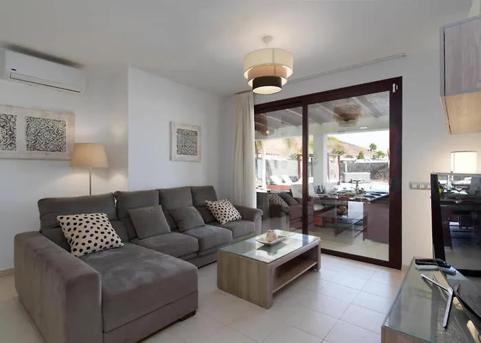 Yanira By וילה פלאיה בלנקה