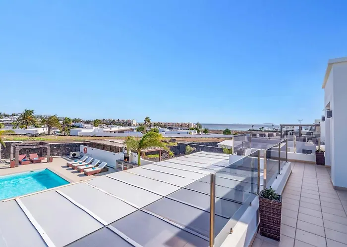 Yanira By פלאיה בלנקה